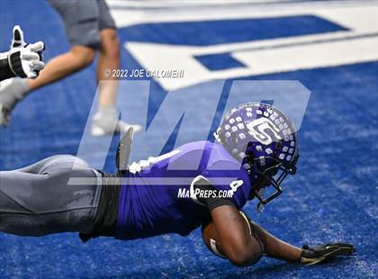 Thumbnail 3 in Corpus Christi Veterans Memorial vs College Station (UIL 5A Regional Semifinal) photogallery.