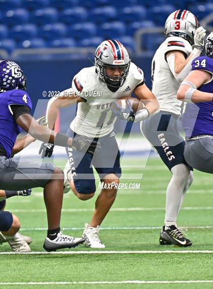 Thumbnail 1 in Corpus Christi Veterans Memorial vs College Station (UIL 5A Regional Semifinal) photogallery.