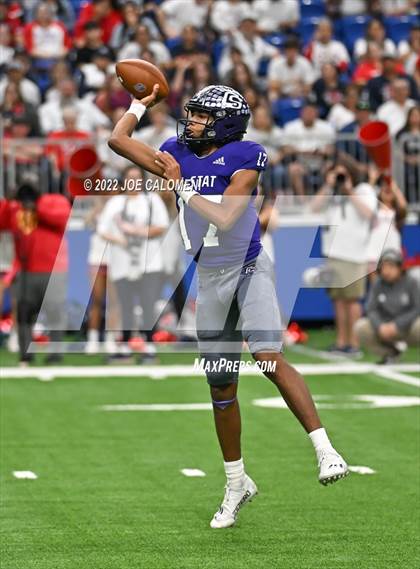 Thumbnail 1 in Corpus Christi Veterans Memorial vs College Station (UIL 5A Regional Semifinal) photogallery.