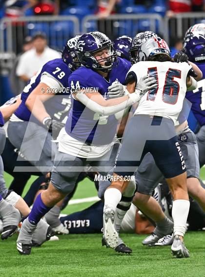 Thumbnail 2 in Corpus Christi Veterans Memorial vs College Station (UIL 5A Regional Semifinal) photogallery.