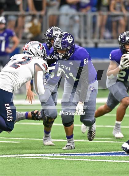 Thumbnail 3 in Corpus Christi Veterans Memorial vs College Station (UIL 5A Regional Semifinal) photogallery.