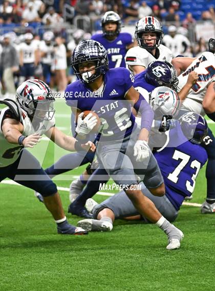 Thumbnail 1 in Corpus Christi Veterans Memorial vs College Station (UIL 5A Regional Semifinal) photogallery.