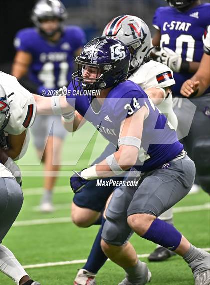Thumbnail 1 in Corpus Christi Veterans Memorial vs College Station (UIL 5A Regional Semifinal) photogallery.