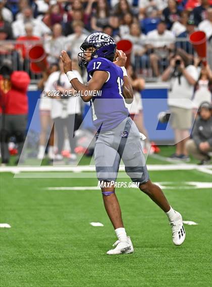 Thumbnail 1 in Corpus Christi Veterans Memorial vs College Station (UIL 5A Regional Semifinal) photogallery.