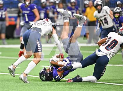 Thumbnail 3 in Corpus Christi Veterans Memorial vs College Station (UIL 5A Regional Semifinal) photogallery.