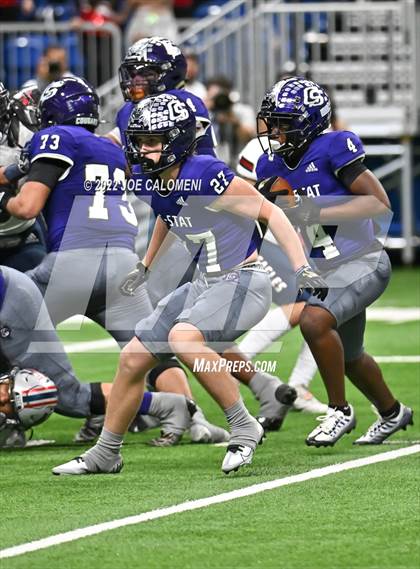Thumbnail 3 in Corpus Christi Veterans Memorial vs College Station (UIL 5A Regional Semifinal) photogallery.