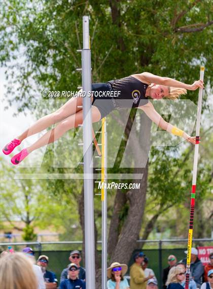 Thumbnail 3 in CHSAA Finals photogallery.