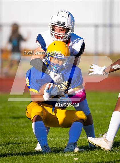 Thumbnail 2 in Redwood Christian @ Newark Memorial photogallery.