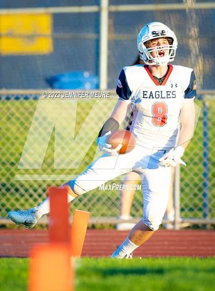 Thumbnail 3 in Redwood Christian @ Newark Memorial photogallery.