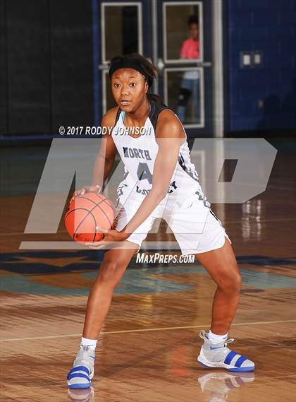 Thumbnail 2 in North Crowley vs. North Shore (McDonald's Texas Invitational) photogallery.