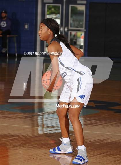 Thumbnail 1 in North Crowley vs. North Shore (McDonald's Texas Invitational) photogallery.