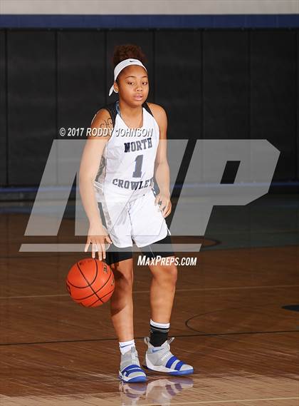 Thumbnail 3 in North Crowley vs. North Shore (McDonald's Texas Invitational) photogallery.