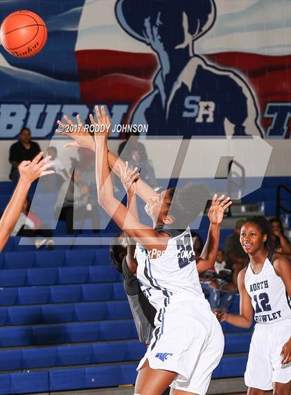 Thumbnail 3 in North Crowley vs. North Shore (McDonald's Texas Invitational) photogallery.