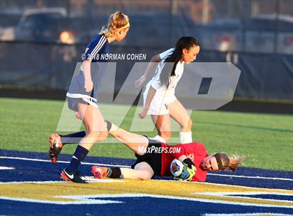Thumbnail 1 in Loyola Academy vs. Glenbrook South (IHSA 3A Sectional Semifinal) photogallery.