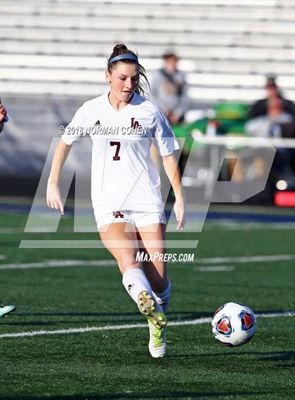 Thumbnail 2 in Loyola Academy vs. Glenbrook South (IHSA 3A Sectional Semifinal) photogallery.