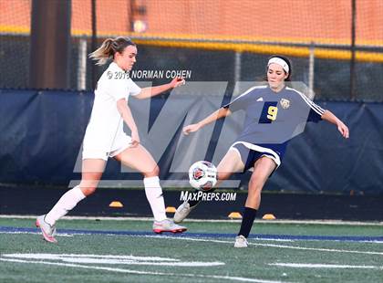 Thumbnail 3 in Loyola Academy vs. Glenbrook South (IHSA 3A Sectional Semifinal) photogallery.