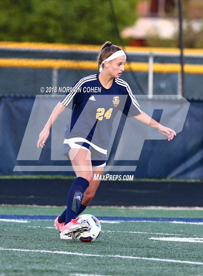 Thumbnail 2 in Loyola Academy vs. Glenbrook South (IHSA 3A Sectional Semifinal) photogallery.