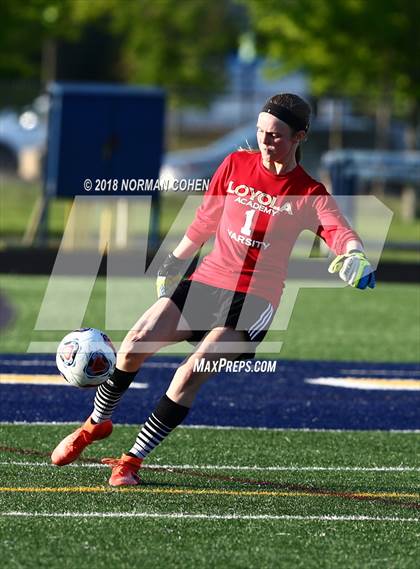 Thumbnail 3 in Loyola Academy vs. Glenbrook South (IHSA 3A Sectional Semifinal) photogallery.