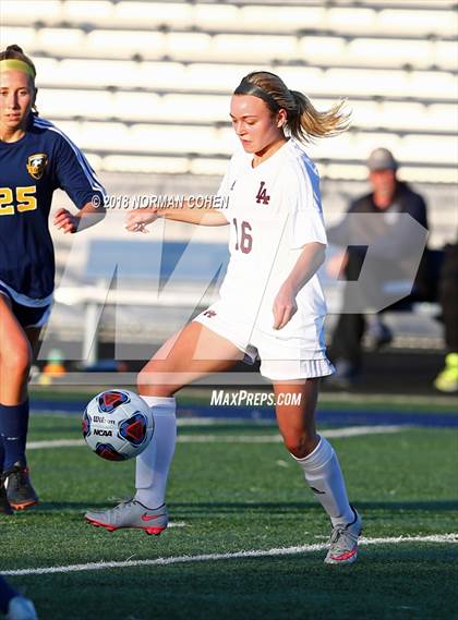 Thumbnail 2 in Loyola Academy vs. Glenbrook South (IHSA 3A Sectional Semifinal) photogallery.
