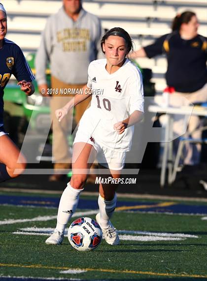 Thumbnail 3 in Loyola Academy vs. Glenbrook South (IHSA 3A Sectional Semifinal) photogallery.