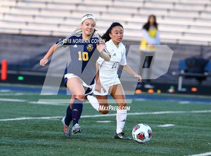 Thumbnail 3 in Loyola Academy vs. Glenbrook South (IHSA 3A Sectional Semifinal) photogallery.