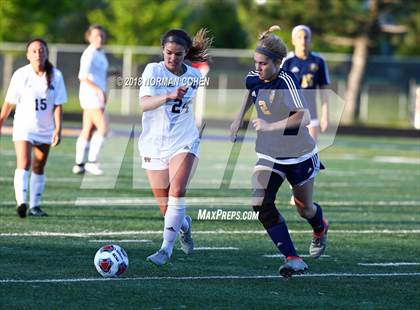 Thumbnail 2 in Loyola Academy vs. Glenbrook South (IHSA 3A Sectional Semifinal) photogallery.