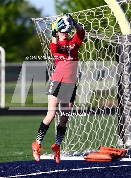 Thumbnail 2 in Loyola Academy vs. Glenbrook South (IHSA 3A Sectional Semifinal) photogallery.