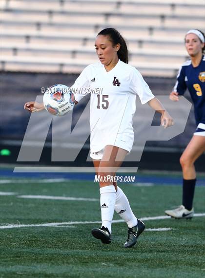 Thumbnail 3 in Loyola Academy vs. Glenbrook South (IHSA 3A Sectional Semifinal) photogallery.