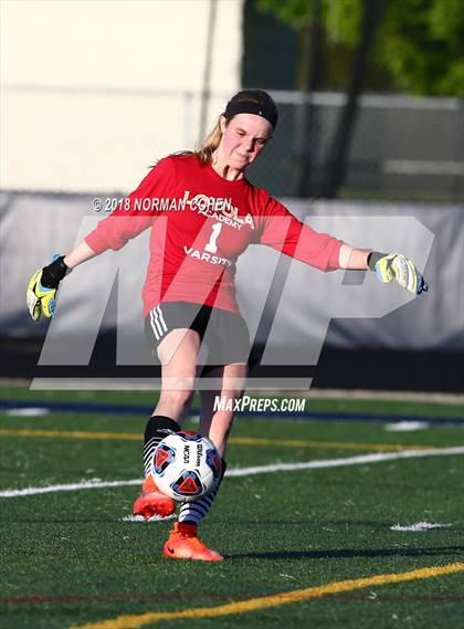 Thumbnail 2 in Loyola Academy vs. Glenbrook South (IHSA 3A Sectional Semifinal) photogallery.