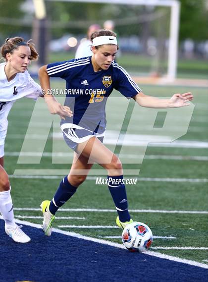 Thumbnail 2 in Loyola Academy vs. Glenbrook South (IHSA 3A Sectional Semifinal) photogallery.