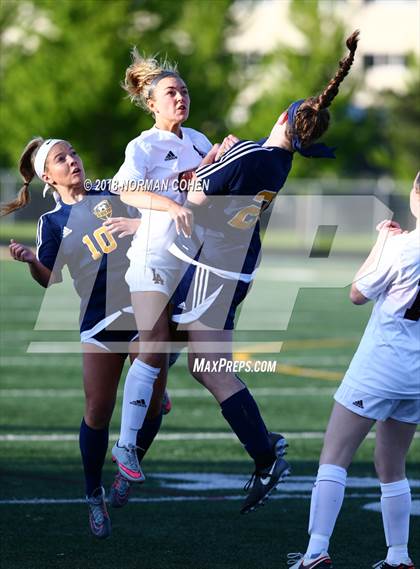 Thumbnail 2 in Loyola Academy vs. Glenbrook South (IHSA 3A Sectional Semifinal) photogallery.