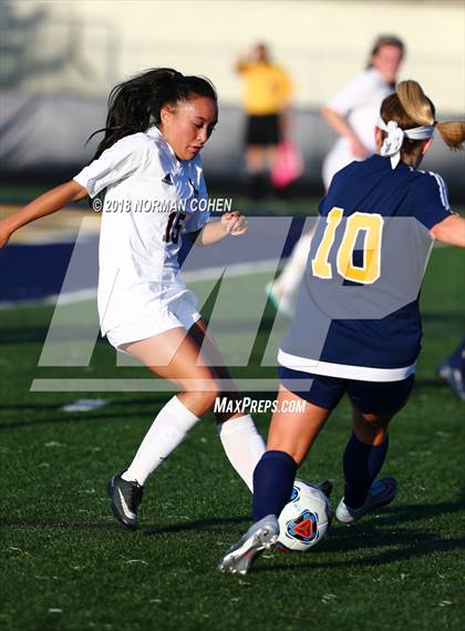 Thumbnail 2 in Loyola Academy vs. Glenbrook South (IHSA 3A Sectional Semifinal) photogallery.