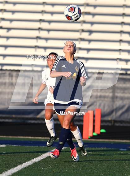 Thumbnail 3 in Loyola Academy vs. Glenbrook South (IHSA 3A Sectional Semifinal) photogallery.