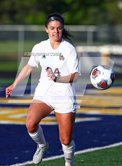 Thumbnail 2 in Loyola Academy vs. Glenbrook South (IHSA 3A Sectional Semifinal) photogallery.