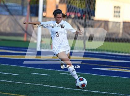 Thumbnail 2 in Loyola Academy vs. Glenbrook South (IHSA 3A Sectional Semifinal) photogallery.