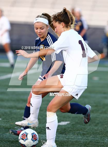 Thumbnail 1 in Loyola Academy vs. Glenbrook South (IHSA 3A Sectional Semifinal) photogallery.