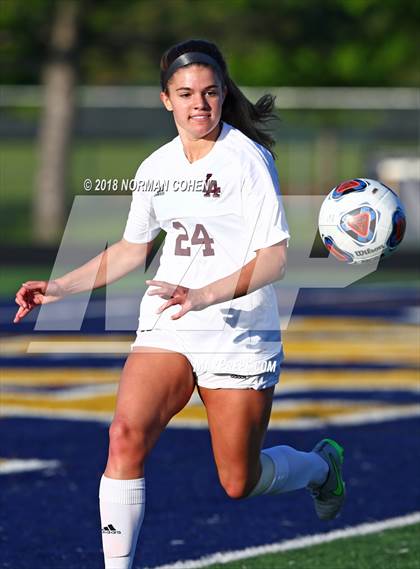 Thumbnail 3 in Loyola Academy vs. Glenbrook South (IHSA 3A Sectional Semifinal) photogallery.