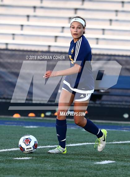 Thumbnail 1 in Loyola Academy vs. Glenbrook South (IHSA 3A Sectional Semifinal) photogallery.