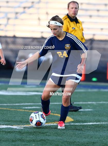 Thumbnail 2 in Loyola Academy vs. Glenbrook South (IHSA 3A Sectional Semifinal) photogallery.