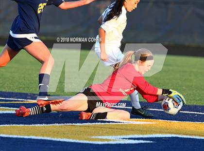 Thumbnail 1 in Loyola Academy vs. Glenbrook South (IHSA 3A Sectional Semifinal) photogallery.