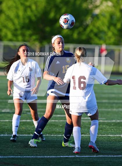 Thumbnail 1 in Loyola Academy vs. Glenbrook South (IHSA 3A Sectional Semifinal) photogallery.