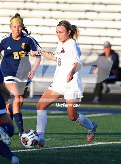 Thumbnail 3 in Loyola Academy vs. Glenbrook South (IHSA 3A Sectional Semifinal) photogallery.