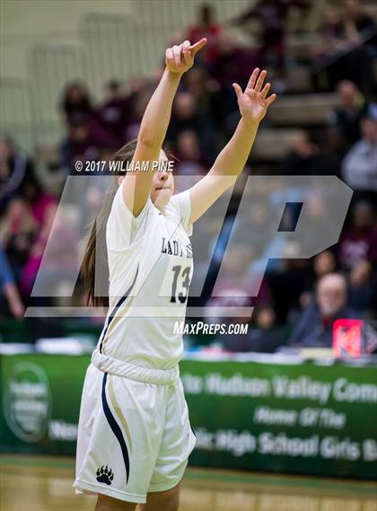 Thumbnail 3 in Baldwin vs. Ossining (NYSPHSAA Class AA Final) photogallery.