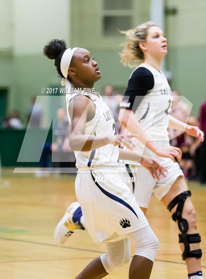 Thumbnail 3 in Baldwin vs. Ossining (NYSPHSAA Class AA Final) photogallery.