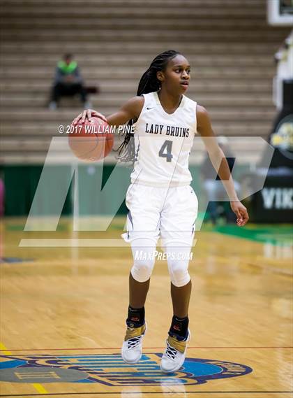 Thumbnail 2 in Baldwin vs. Ossining (NYSPHSAA Class AA Final) photogallery.