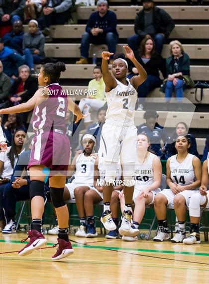 Thumbnail 2 in Baldwin vs. Ossining (NYSPHSAA Class AA Final) photogallery.