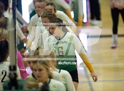 Thumbnail 1 in FR: Camarillo @ Moorpark photogallery.