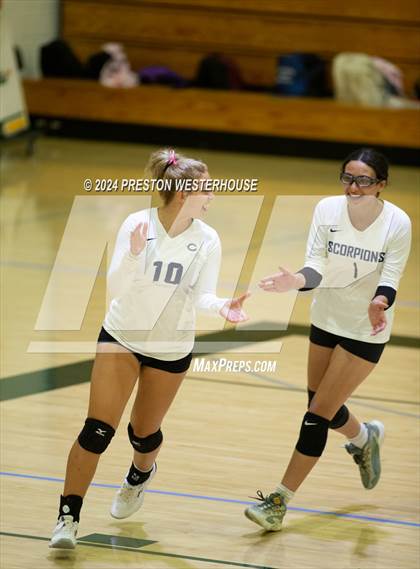 Thumbnail 3 in FR: Camarillo @ Moorpark photogallery.