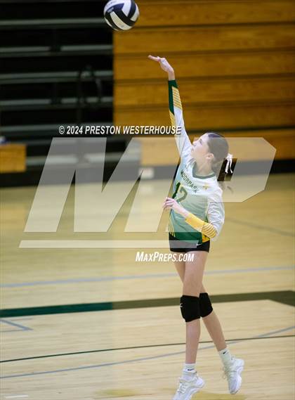 Thumbnail 1 in Camarillo @ Moorpark photogallery.