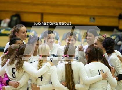 Thumbnail 2 in FR: Camarillo @ Moorpark photogallery.